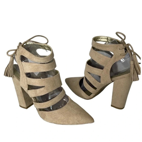 G BY GUESS Tan Galway Pointed Toe Strappy Heels Tied Tassel Ankle Faux Suede 8.5 - Picture 1 of 13